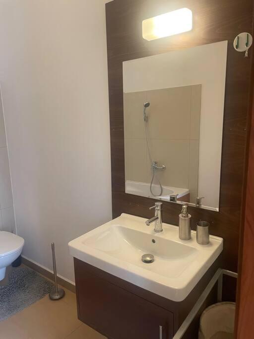 Apartman Pistacia Priame Centrum Bb Banská Bystrica Exterior photo