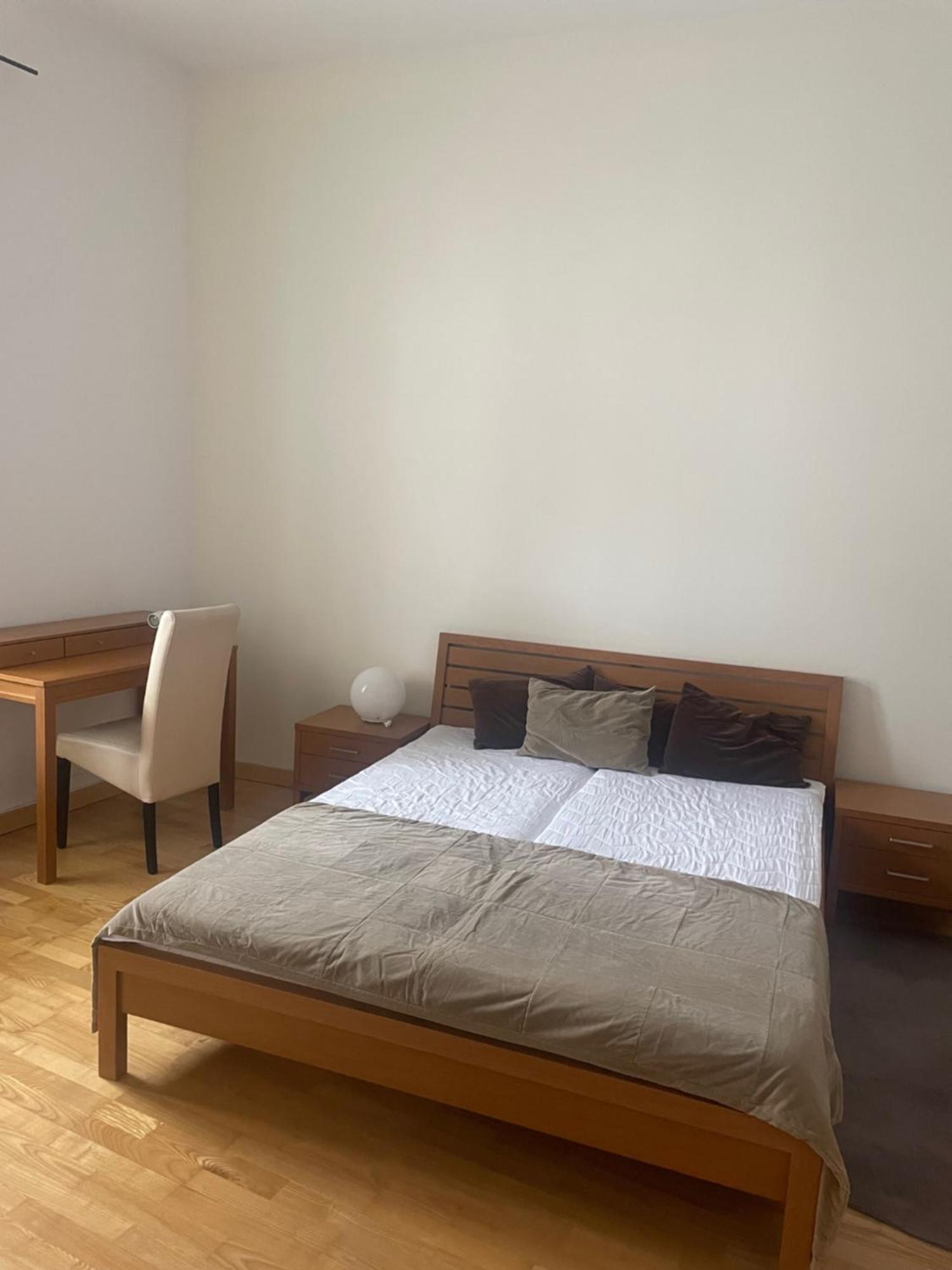 Apartman Pistacia Priame Centrum Bb Banská Bystrica Exterior photo